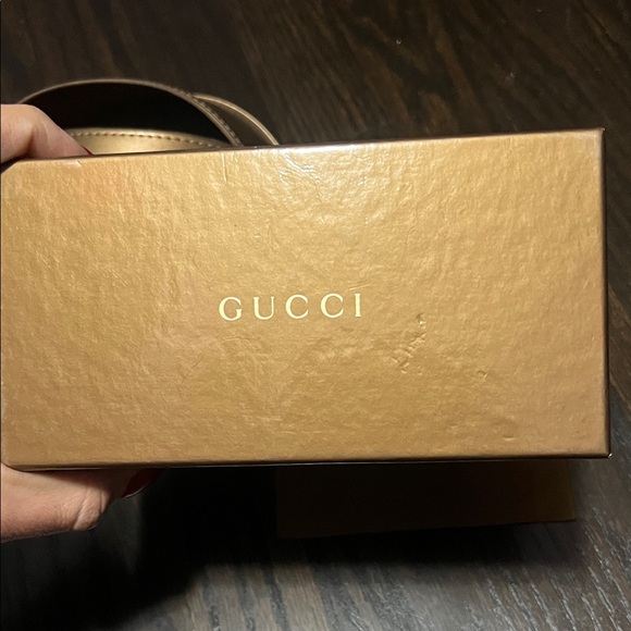 Gucci Brown Sunglasses Case with Box & cleaning cloth Unisex - Picture 6 of 9